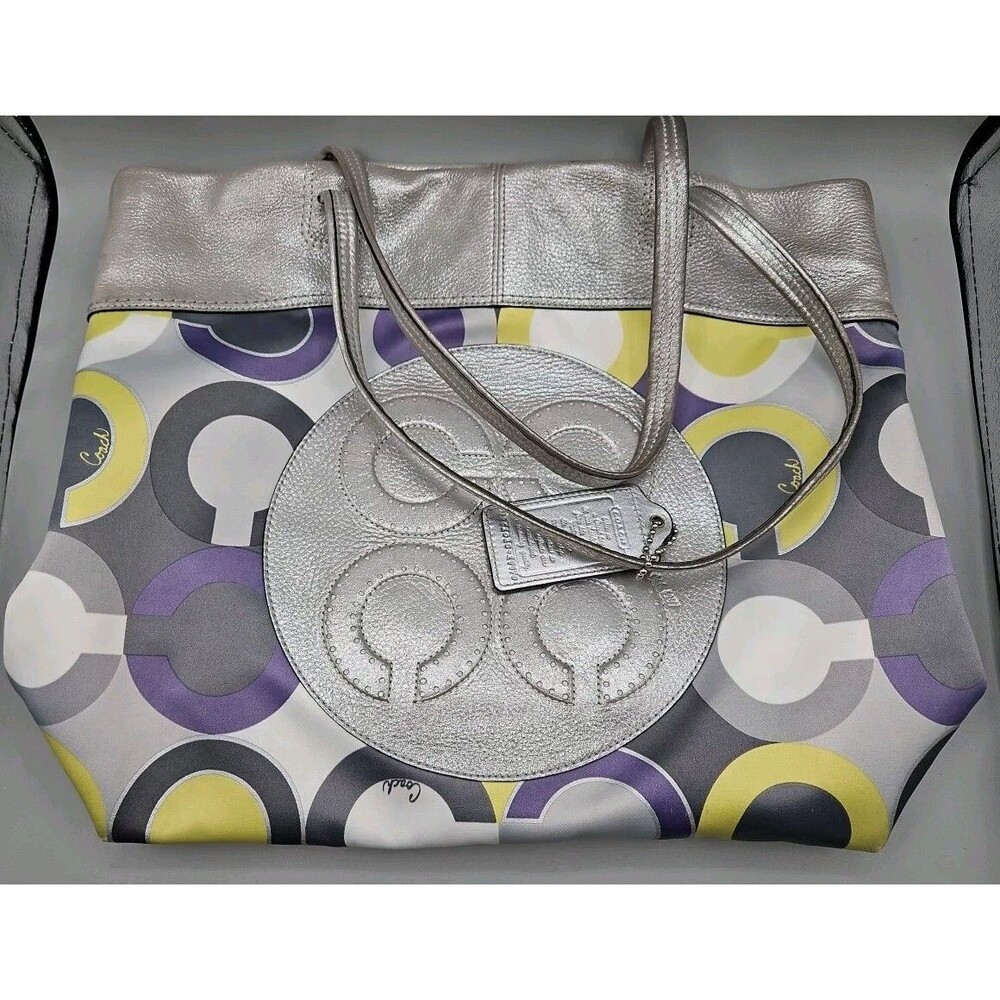 COACH JULIA OP ART SIGNATURE SHOULDER TOTE SILVER ACCENT 14970